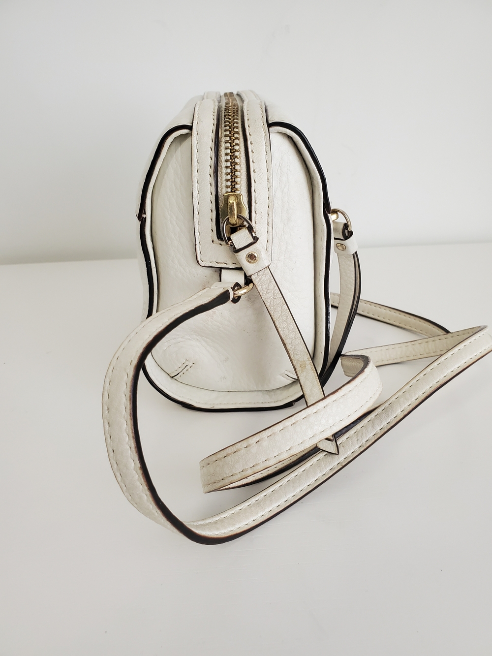 Kate Spade White Perforated Leather Crossbody Bag - Picture 3 of 7